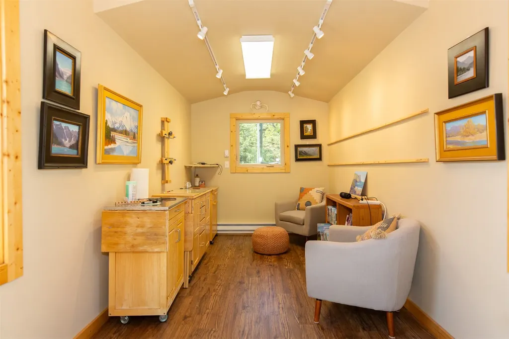 9 Booth Gulch Lane Sheridan MT 59749