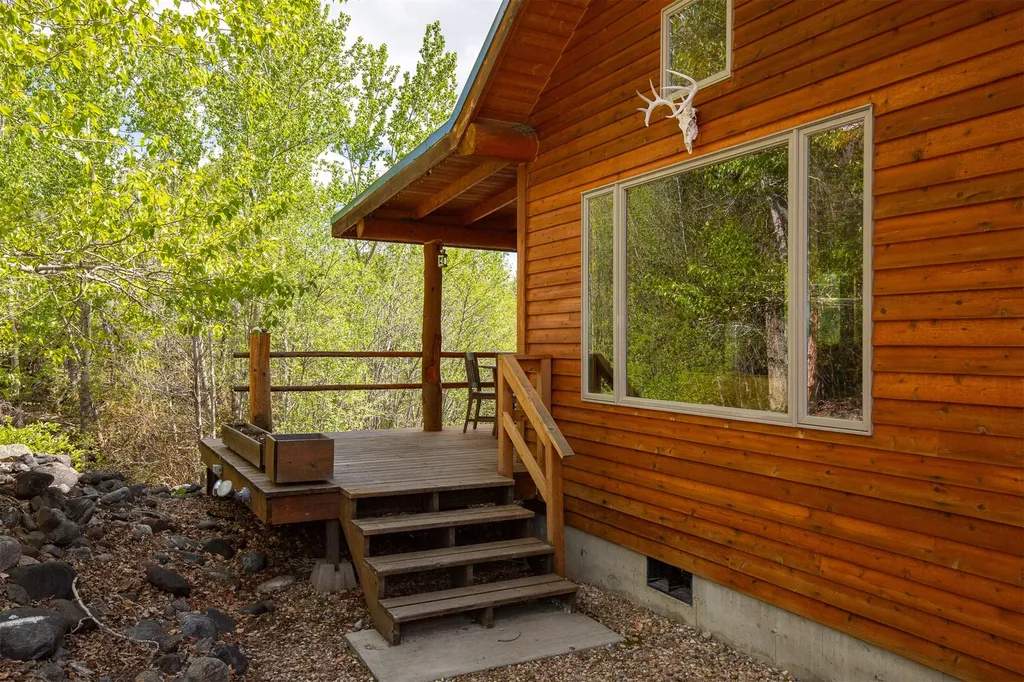 9 Booth Gulch Lane Sheridan MT 59749