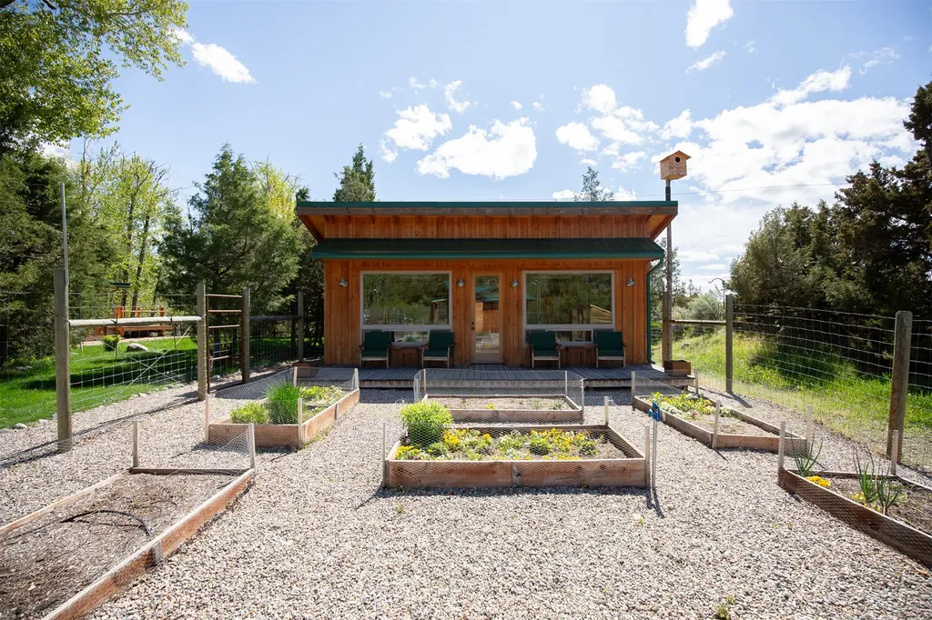 9 Booth Gulch Lane Sheridan MT 59749