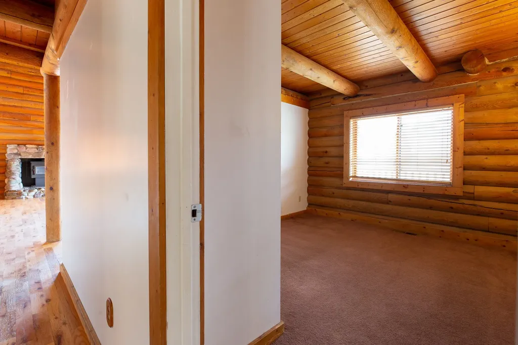 21410 Five Wounds Way Florence MT 59833