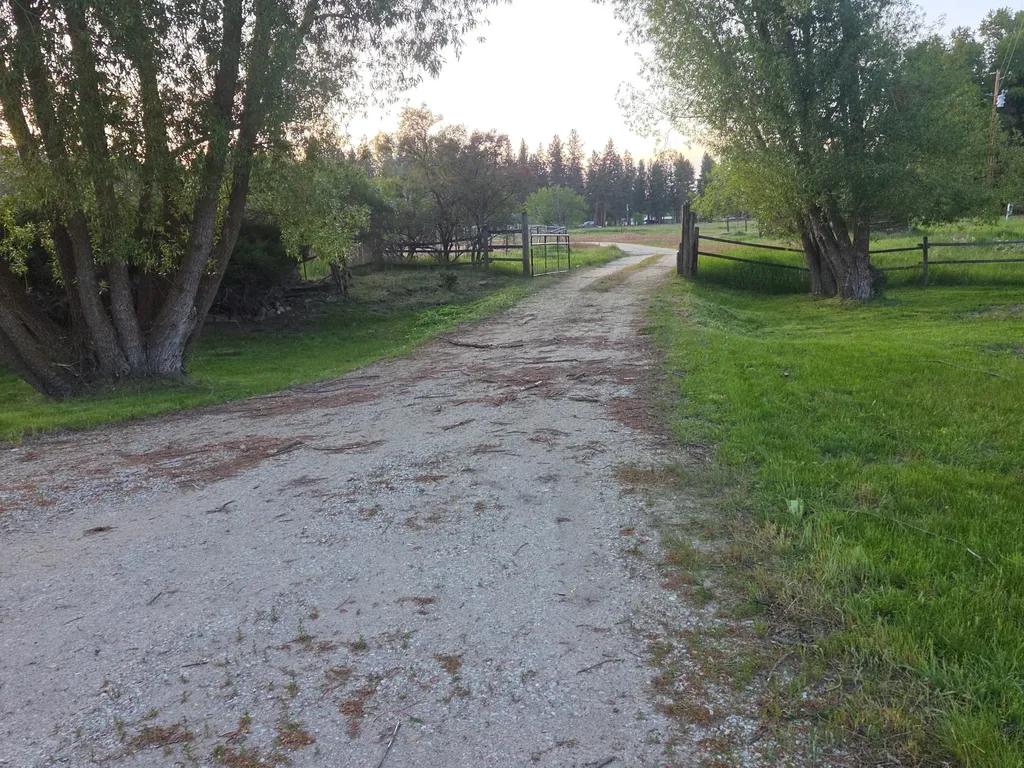 21410 Five Wounds Way Florence MT 59833