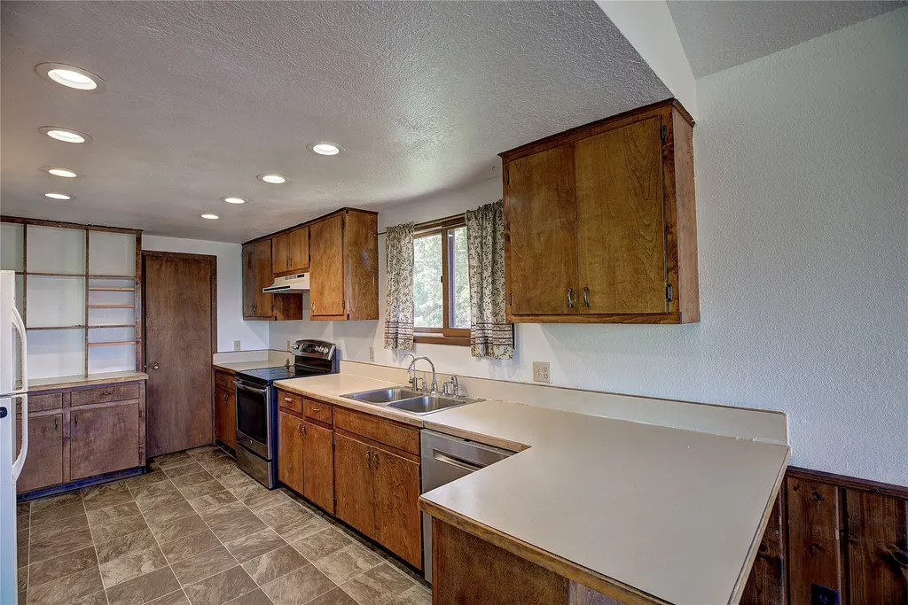 1108 9th Street E Polson MT 59860