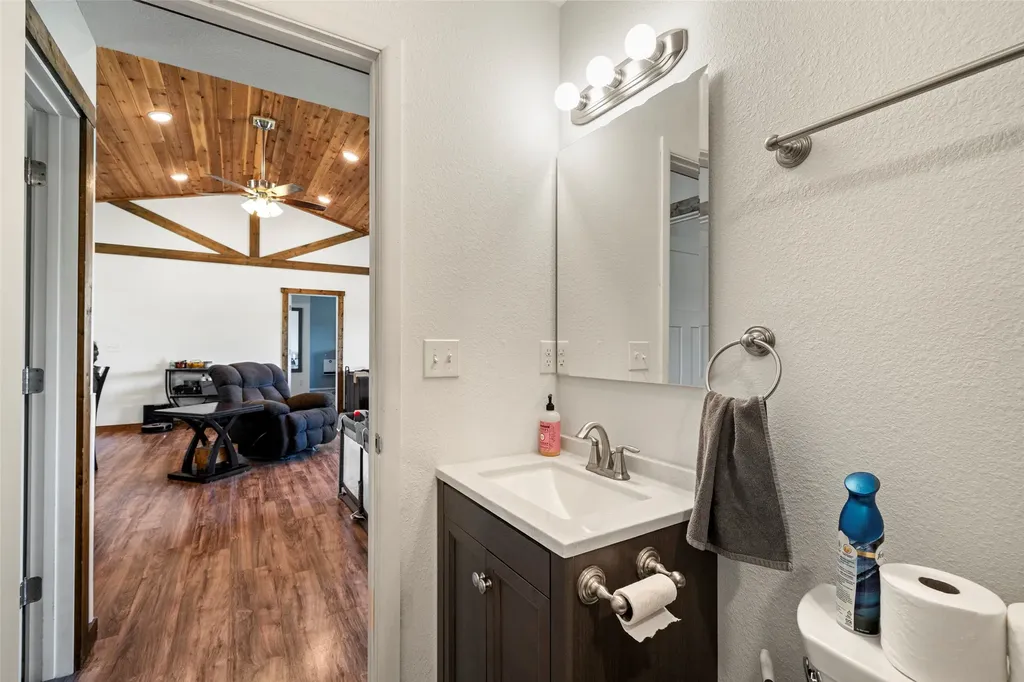 3403 Mt-287 Sheridan MT 59749