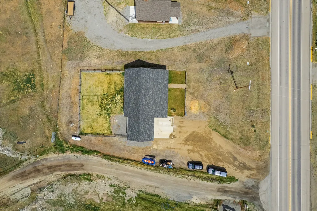 3403 Mt-287 Sheridan MT 59749