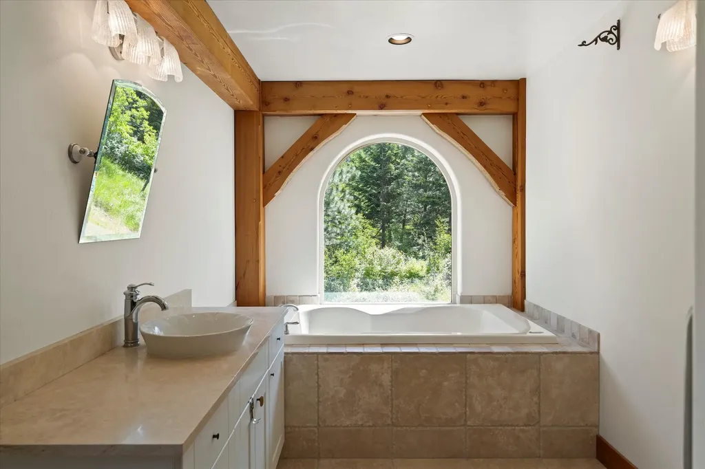 16029 Sunset Heights Drive Bigfork MT 59911