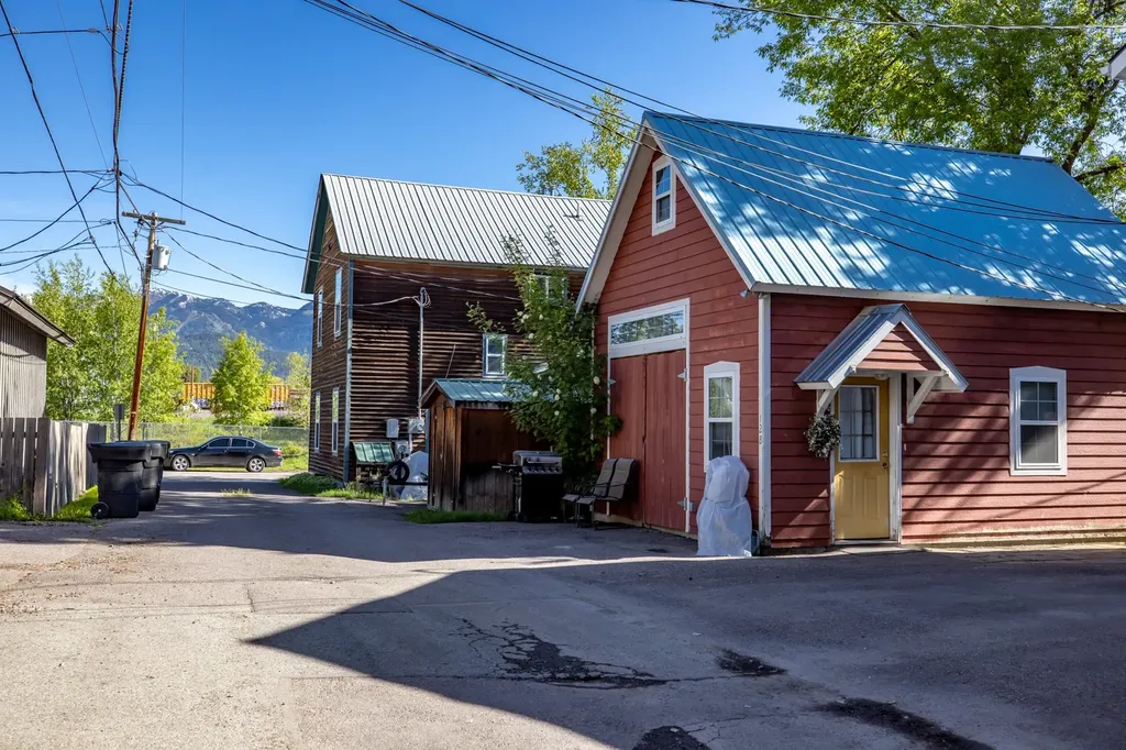 12 Lupfer Avenue Whitefish MT 59937