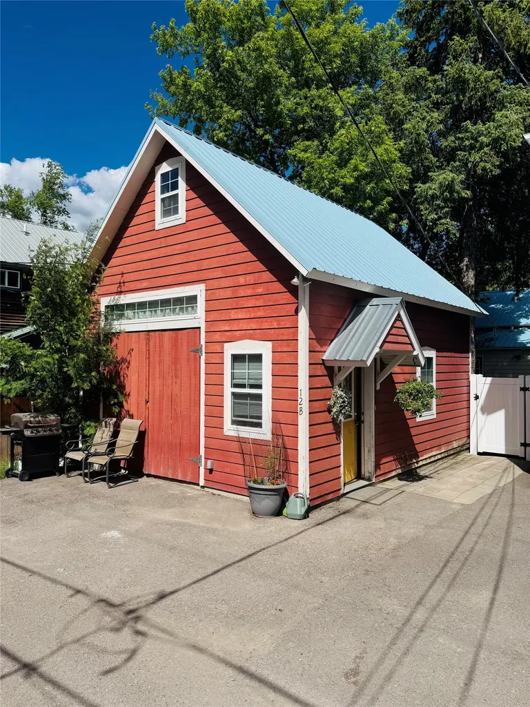 12 Lupfer Avenue Whitefish MT 59937