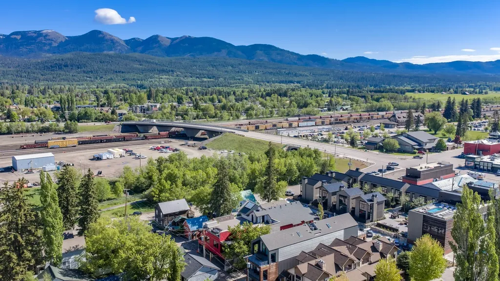 12 Lupfer Avenue Whitefish MT 59937