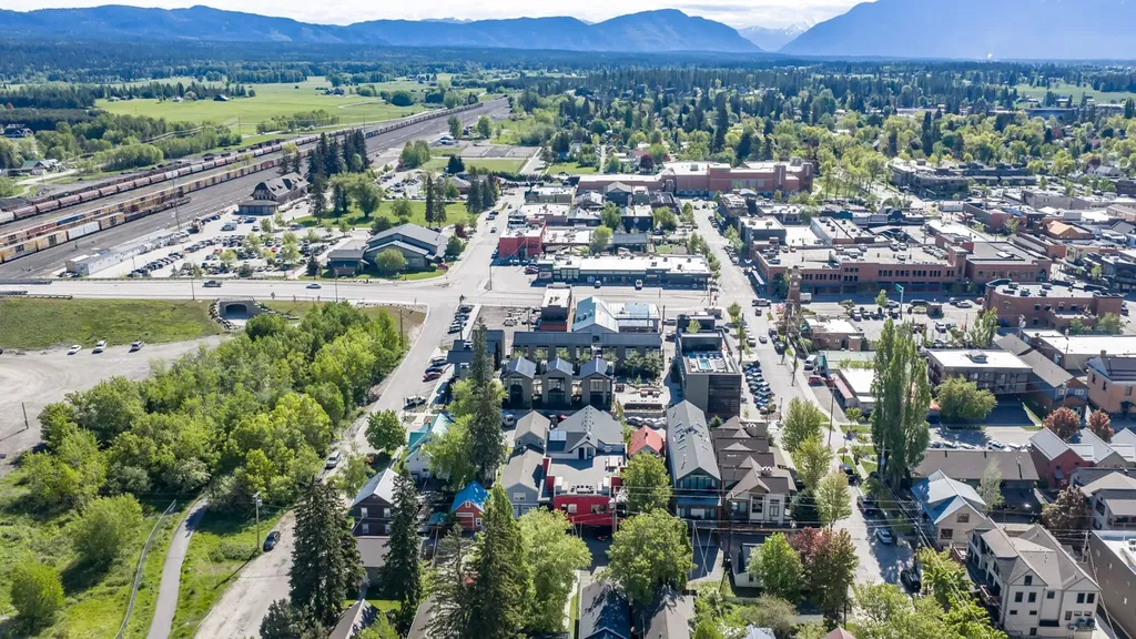 12 Lupfer Avenue Whitefish MT 59937