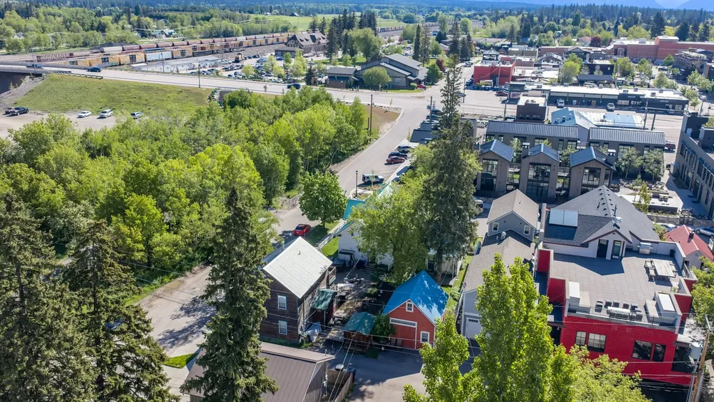 12 Lupfer Avenue Whitefish MT 59937