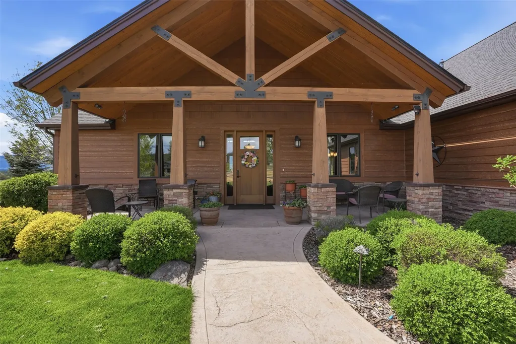 440 Vista View Loop Stevensville MT 59870