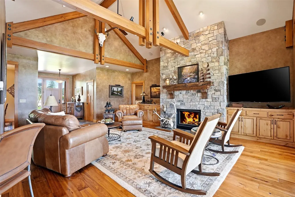 440 Vista View Loop Stevensville MT 59870