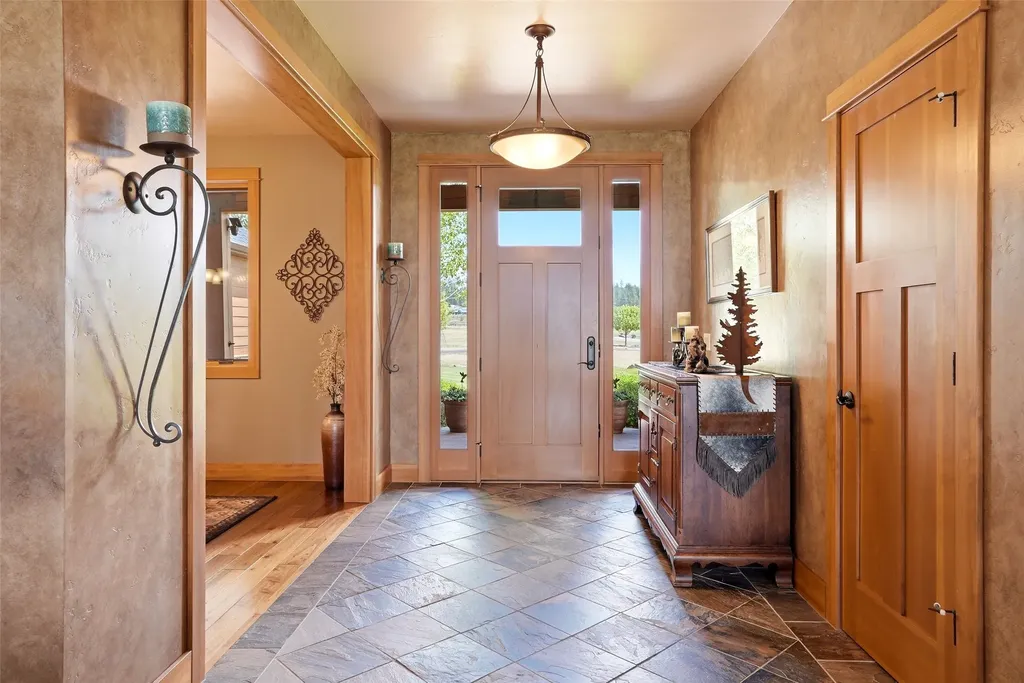 440 Vista View Loop Stevensville MT 59870