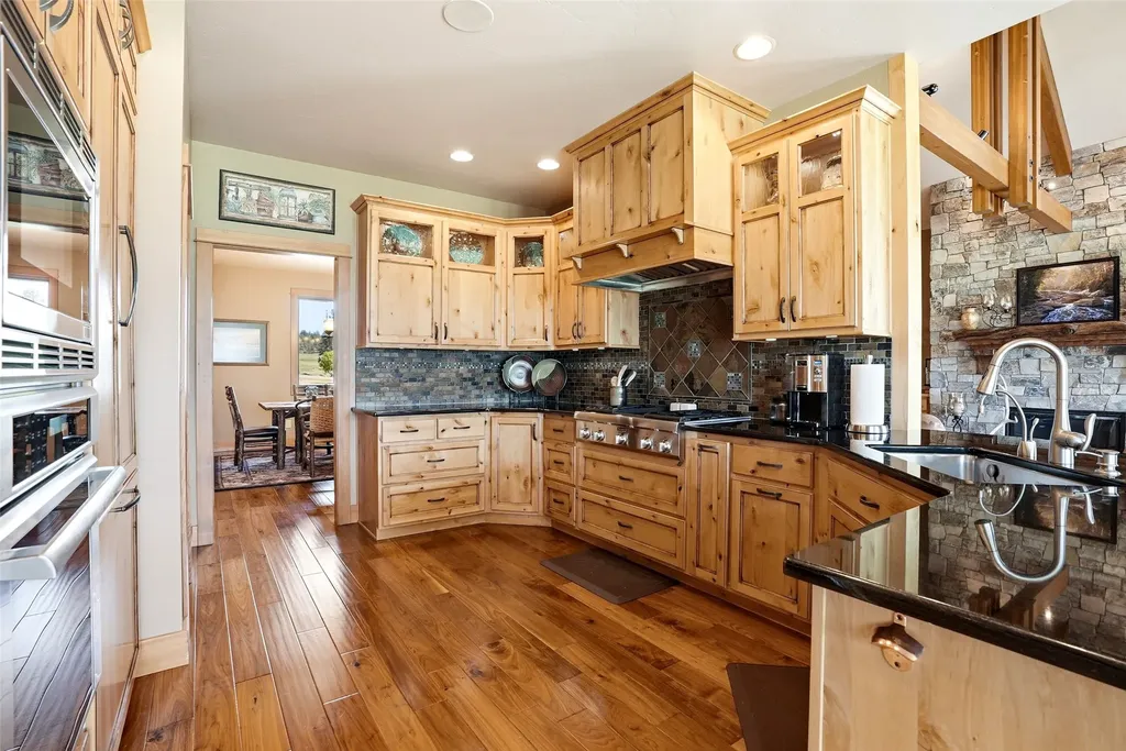 440 Vista View Loop Stevensville MT 59870