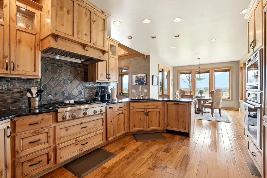 440 Vista View Loop Stevensville MT 59870