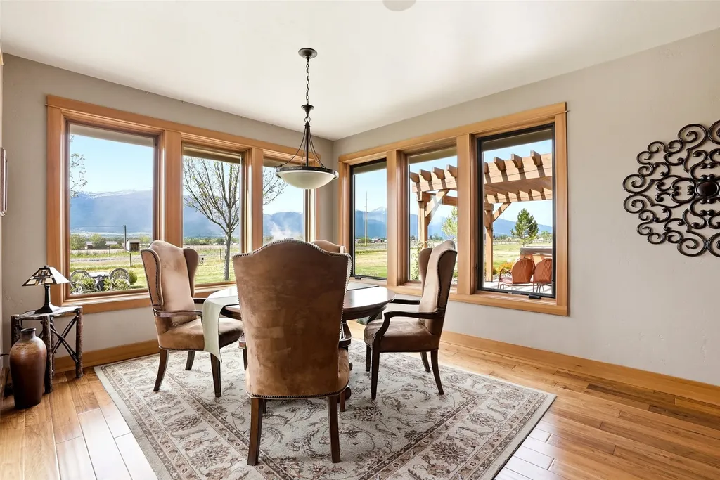 440 Vista View Loop Stevensville MT 59870