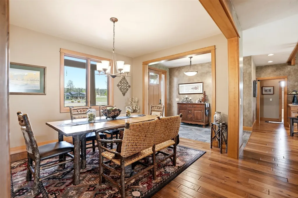 440 Vista View Loop Stevensville MT 59870