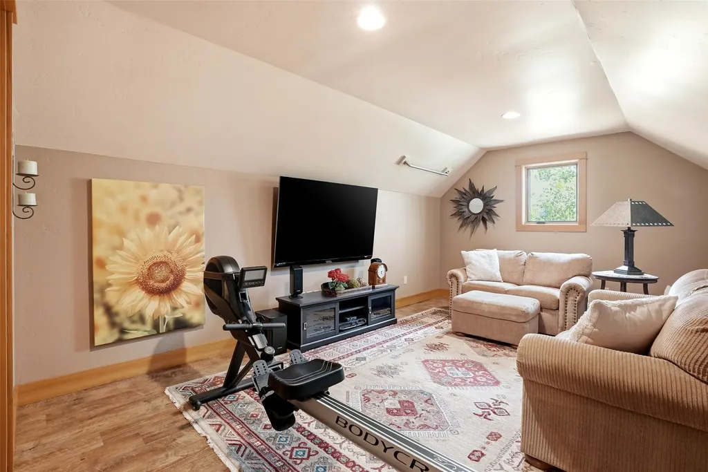 440 Vista View Loop Stevensville MT 59870