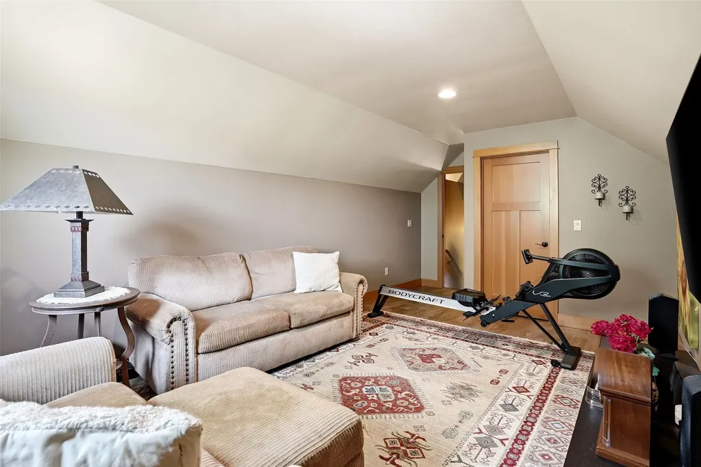 440 Vista View Loop Stevensville MT 59870