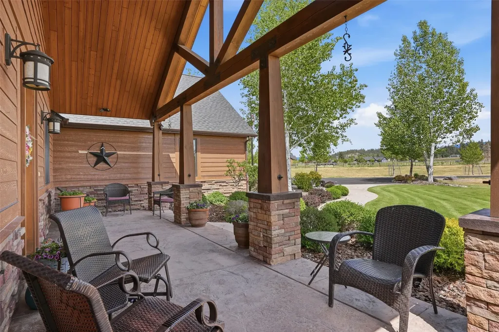440 Vista View Loop Stevensville MT 59870
