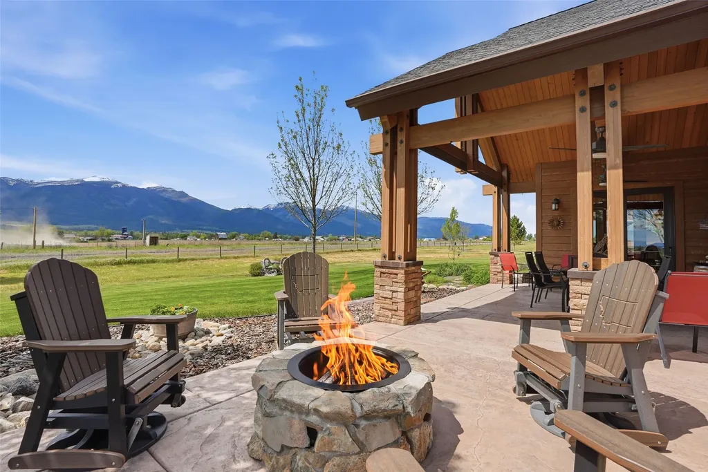 440 Vista View Loop Stevensville MT 59870