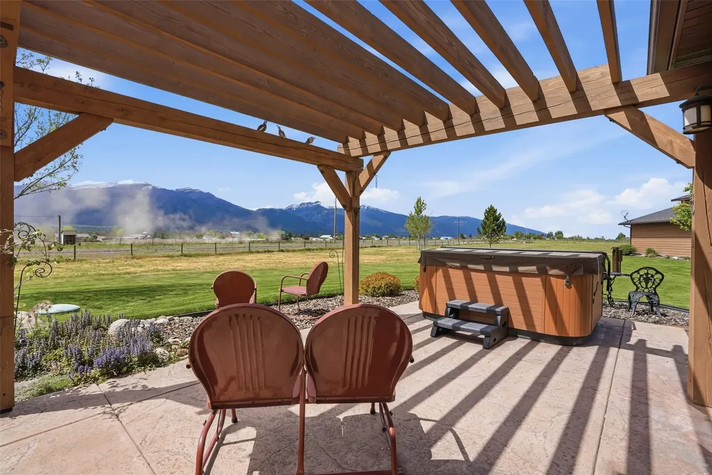 440 Vista View Loop Stevensville MT 59870