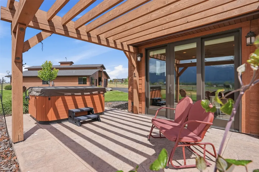 440 Vista View Loop Stevensville MT 59870