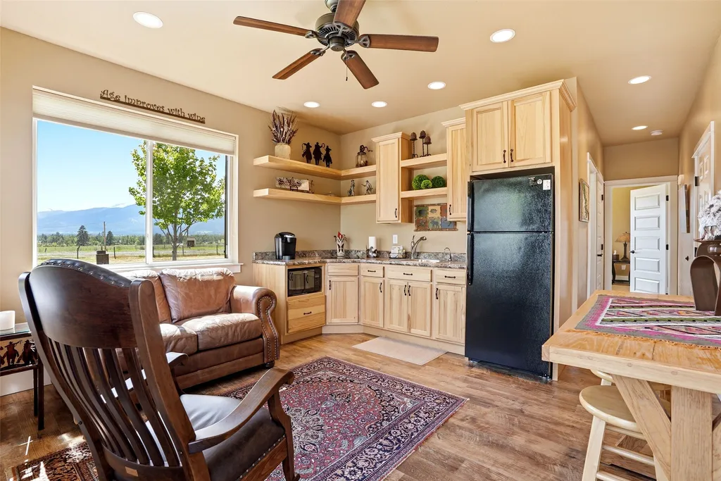 440 Vista View Loop Stevensville MT 59870