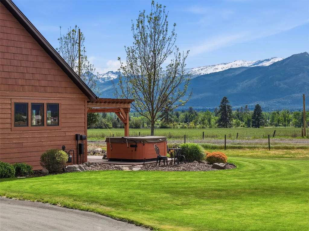 440 Vista View Loop Stevensville MT 59870