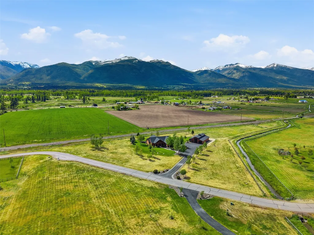 440 Vista View Loop Stevensville MT 59870