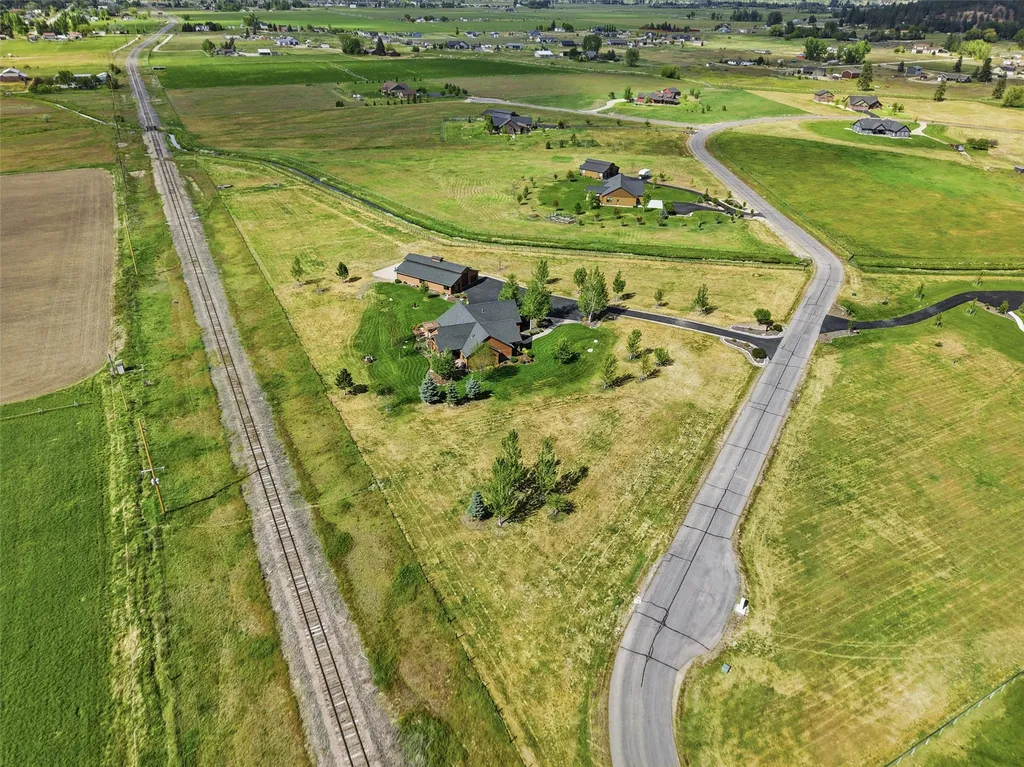 440 Vista View Loop Stevensville MT 59870