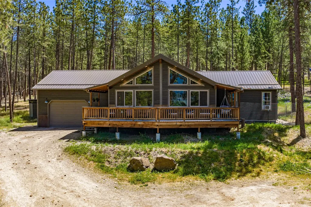 137 Rambling River Road Stevensville MT 59870