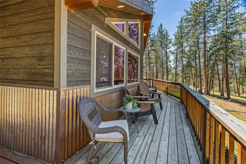 137 Rambling River Road Stevensville MT 59870
