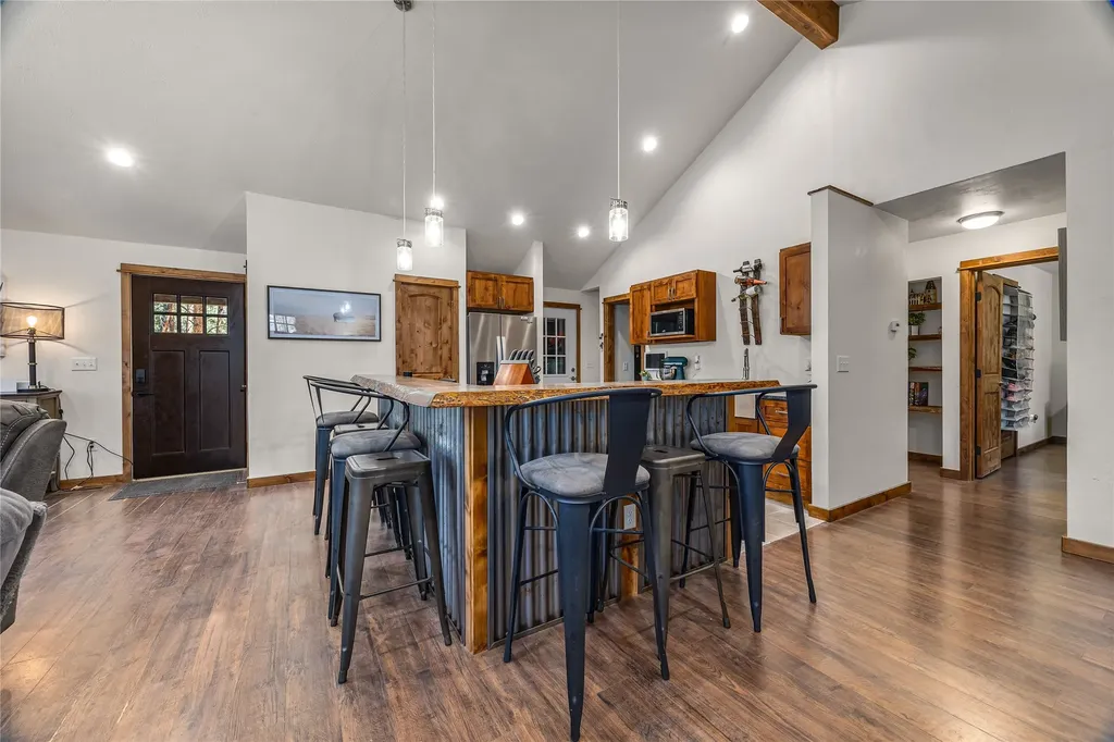 137 Rambling River Road Stevensville MT 59870