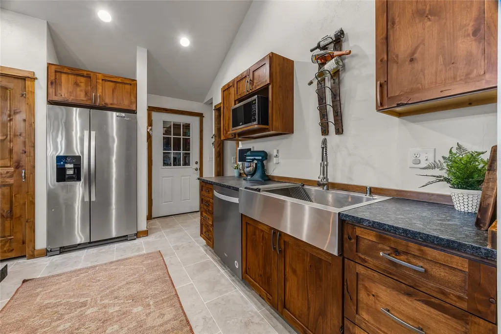 137 Rambling River Road Stevensville MT 59870