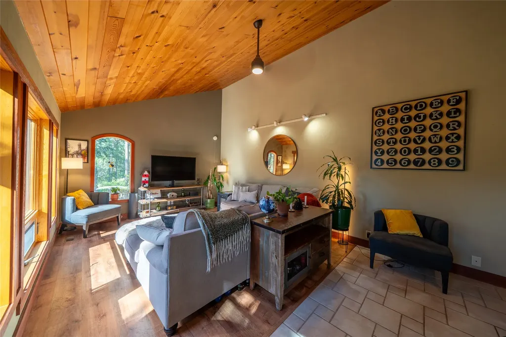 14458 Cherry Drive Bigfork MT 59911