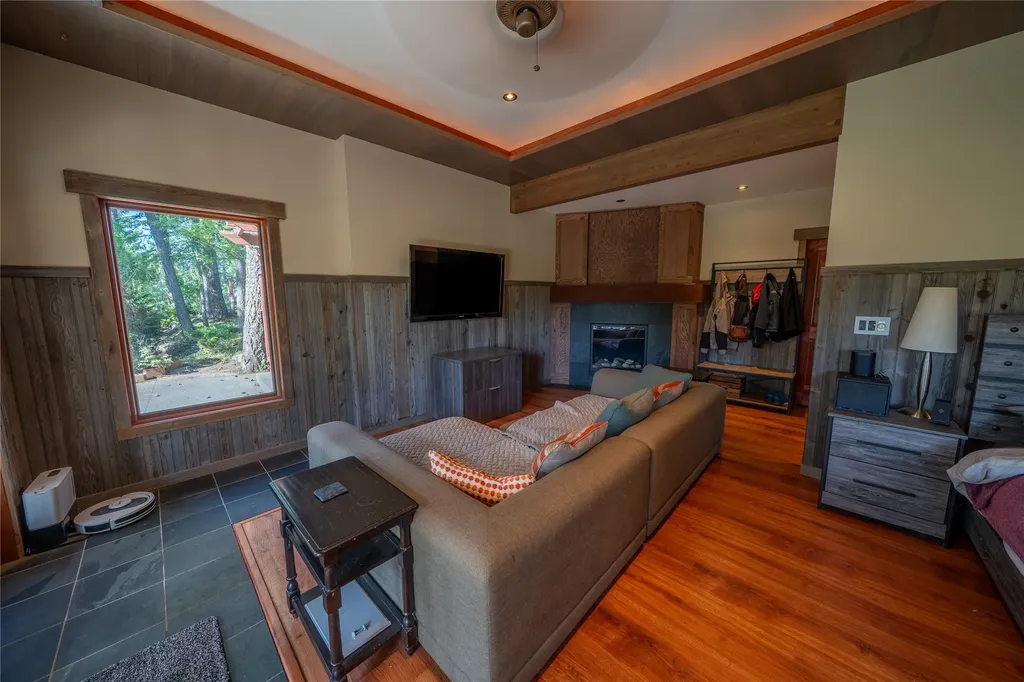 14458 Cherry Drive Bigfork MT 59911