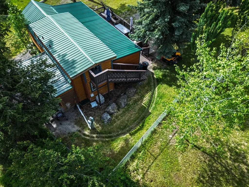 165 Pineview Drive Lakeside MT 59922