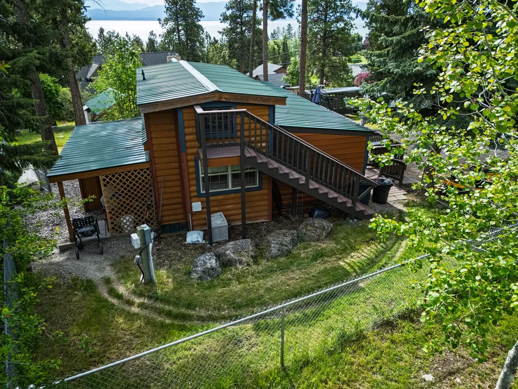 165 Pineview Drive Lakeside MT 59922