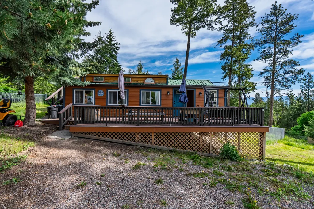 165 Pineview Drive Lakeside MT 59922
