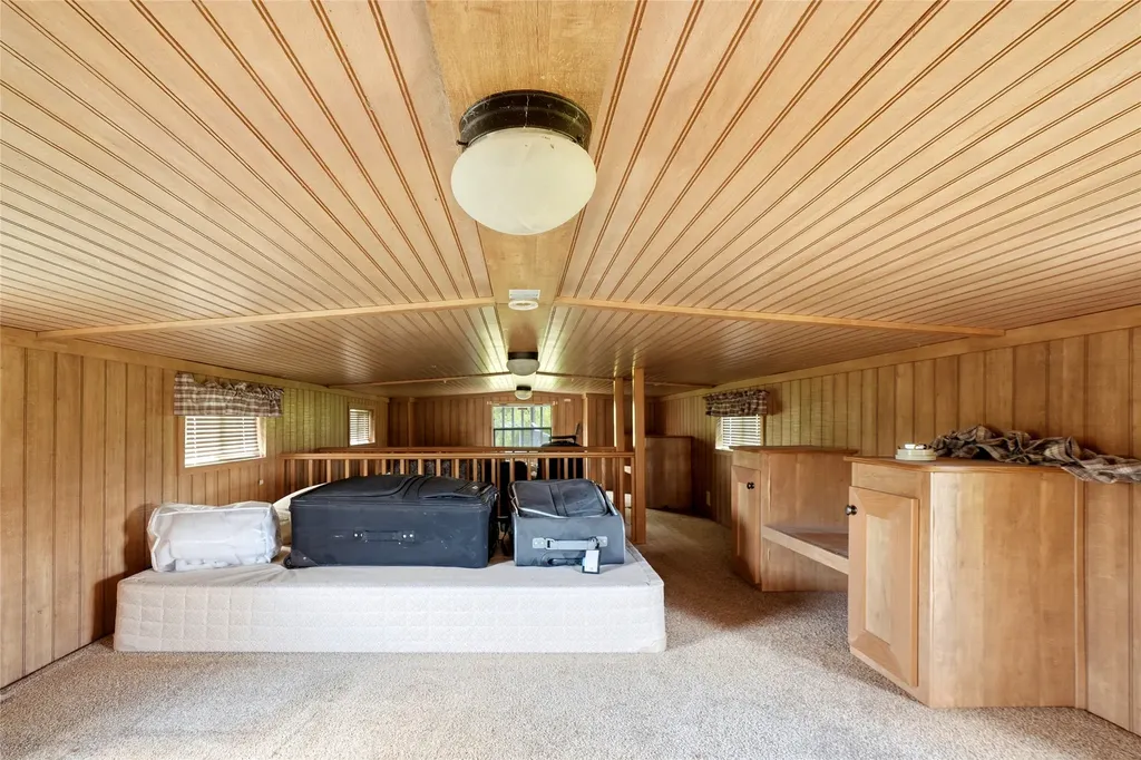 165 Pineview Drive Lakeside MT 59922