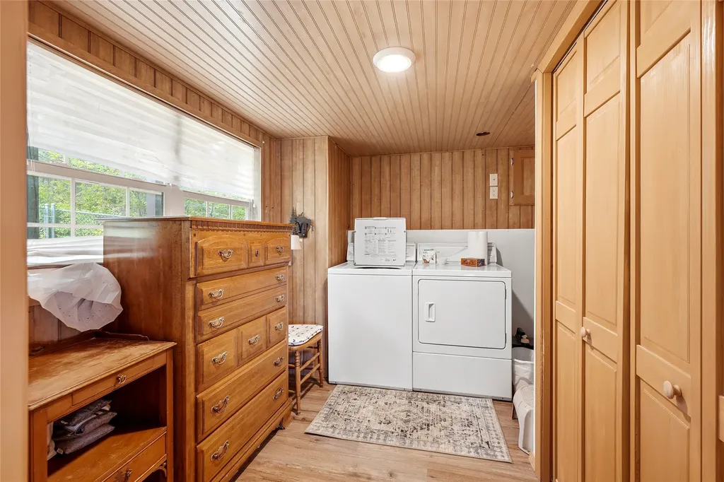 165 Pineview Drive Lakeside MT 59922