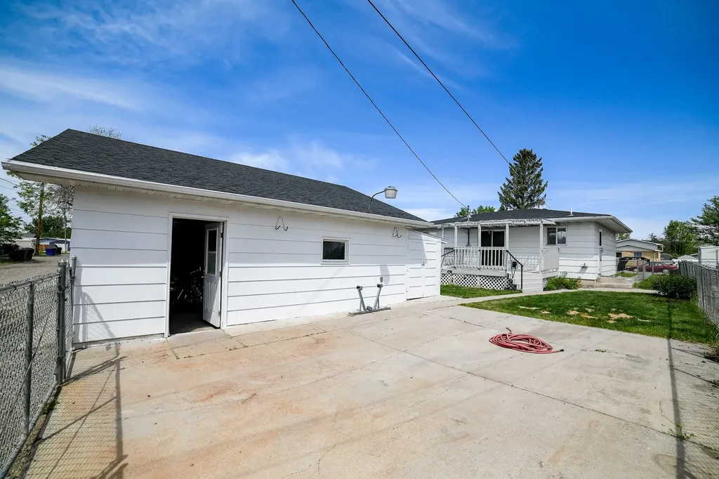 1304 3rd Avenue NW Great Falls MT 59404
