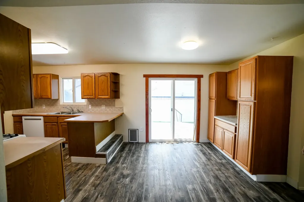 1304 3rd Avenue NW Great Falls MT 59404