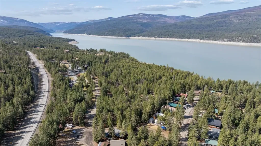 Nhn Cove Drive Rexford MT 59930