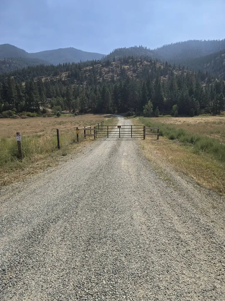 8596 Mt Highway 200 Plains MT 59859
