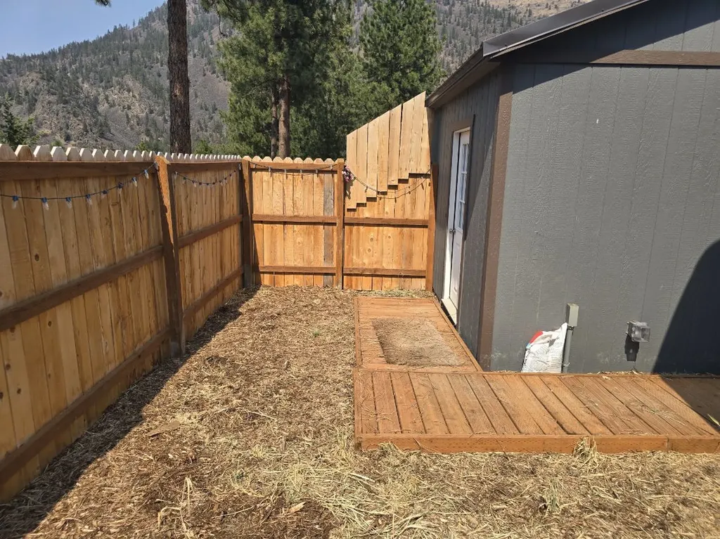 8596 Mt Highway 200 Plains MT 59859