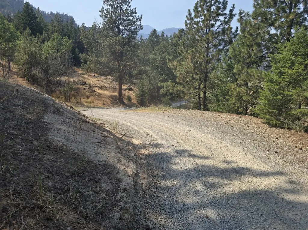 8596 Mt Highway 200 Plains MT 59859