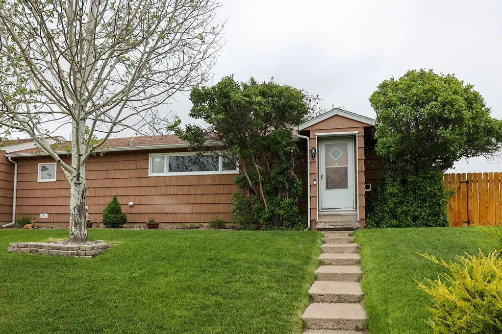 1601 19th Avenue S Great Falls MT 59405