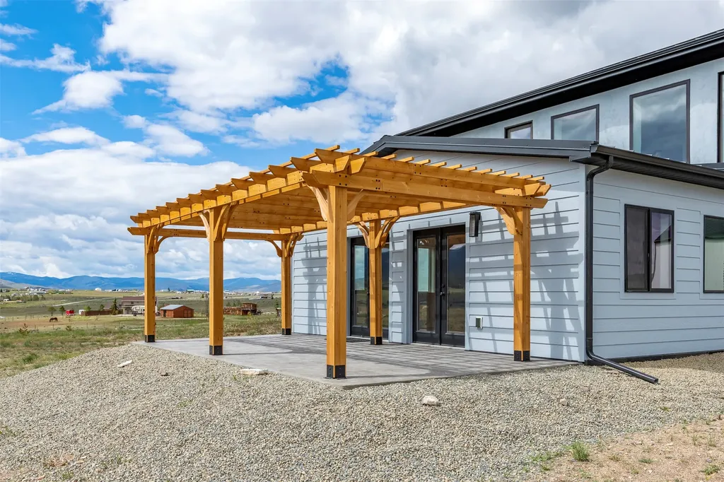 5730 Racehorse Loop Helena MT 59602
